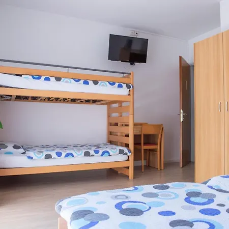 Garni Moderno Hotel 3*